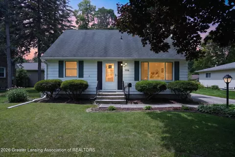 3016 S Deerfield Ave, Lansing, MI 48911