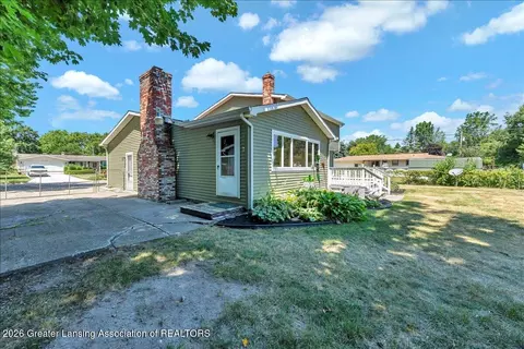 Exterior - 5364 Dearing Dr, Flint, MI 48506 photo 2 of 4