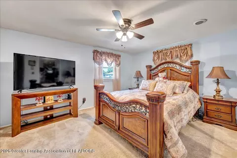 Bedroom - 5364 Dearing Dr, Flint, MI 48506 photo 1 of 3