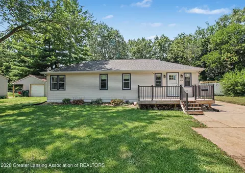 4908 Stafford Ave, Lansing, MI 48910