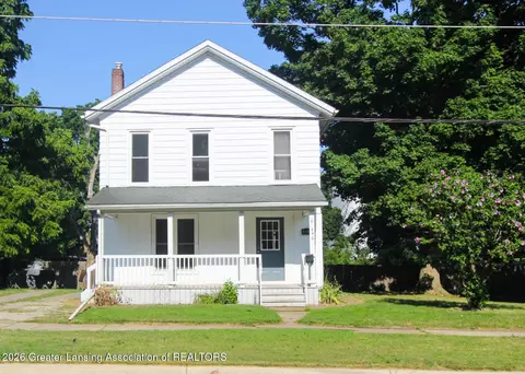 446 N Sheldon St, Charlotte, MI 48813