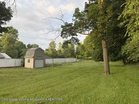 Exterior - 2203 Cooper St, Jackson, MI 49201 photo 2 of 2