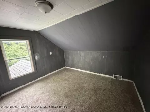 Bedroom - 612 Andrew Ave, Jackson, MI 49202 photo 3 of 5