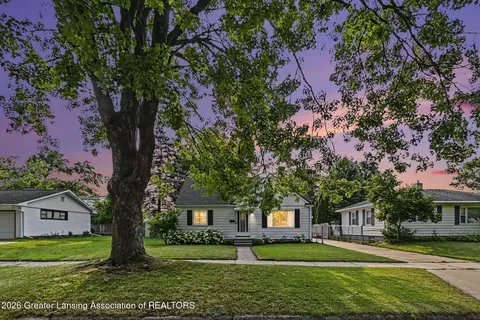 1112 N Hayford Ave, Lansing, MI 48912