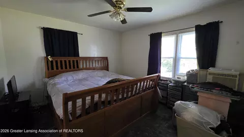 Bedroom - 5588 Marsh Rd, Haslett, MI 48840 photo 2 of 3