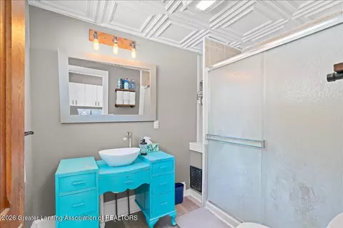 Bath - 11150 W 2nd St, Fowler, MI 48835 photo 1 of 2
