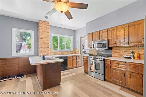 Kitchen - 11150 W 2nd St, Fowler, MI 48835 photo 1 of 3