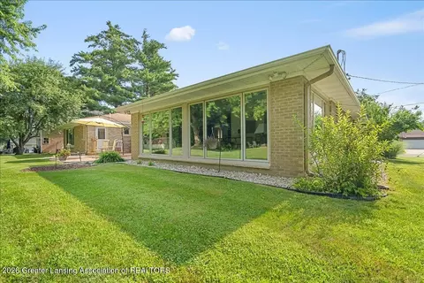 Exterior - 6731 W Galway Cir, Dimondale, MI 48821 photo 3 of 9