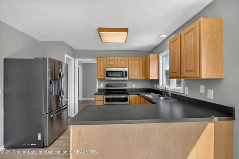 Kitchen - 7211 Captiva Dr, Lansing, MI 48917 photo 3 of 3
