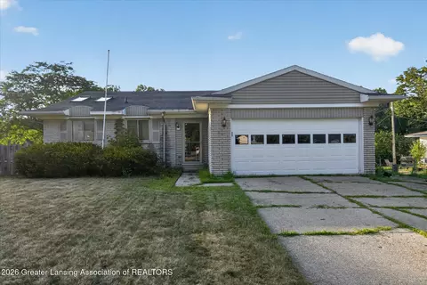 3528 Blue River Dr, Lansing, MI 48911