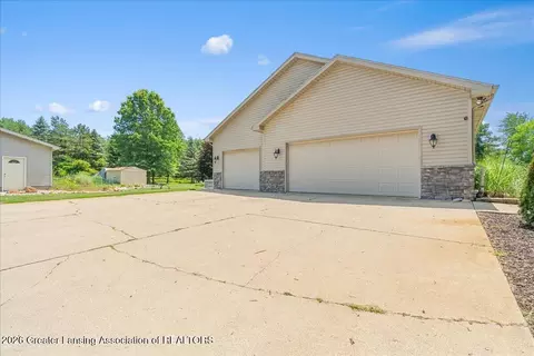15071 S Jones Rd, Eagle, MI 48822 photo 8
