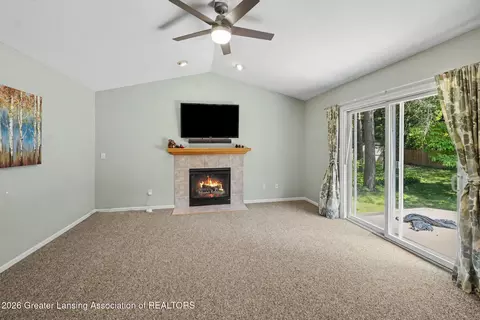 Living - 444 Fox Run Ct, Williamston, MI 48895 photo 2 of 2