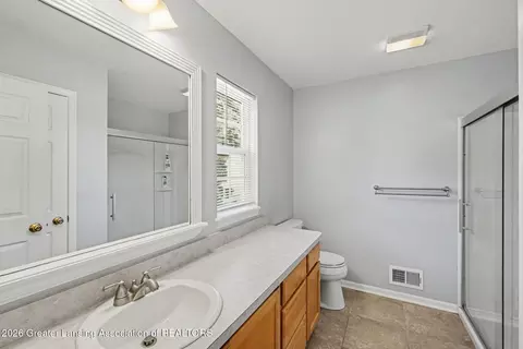 Bath - 444 Fox Run Ct, Williamston, MI 48895 photo 1 of 3