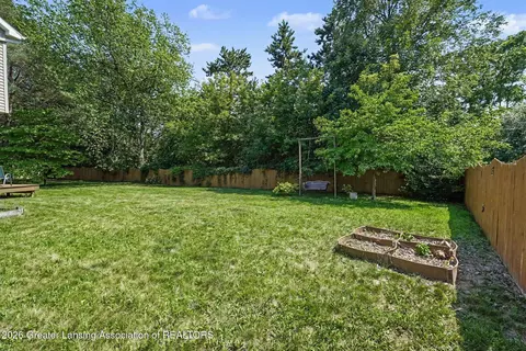 Exterior - 444 Fox Run Ct, Williamston, MI 48895 photo 4 of 6