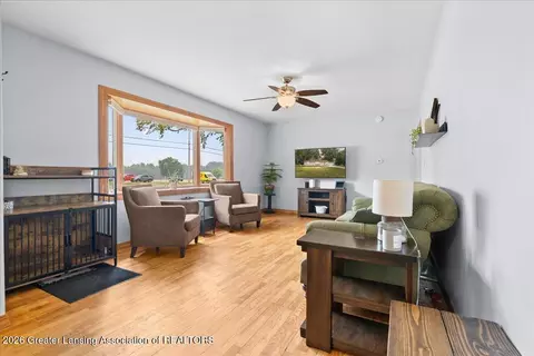205 W Herbison Rd, Dewitt, MI 48820 photo 7