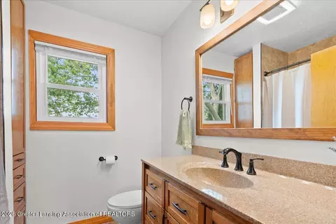 205 W Herbison Rd, Dewitt, MI 48820 photo 13