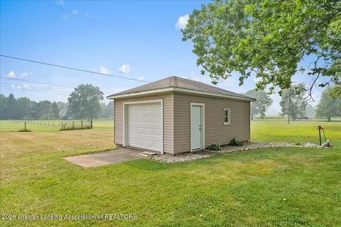 205 W Herbison Rd, Dewitt, MI 48820 photo 30