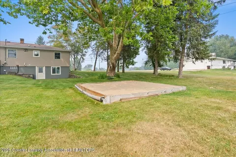 205 W Herbison Rd, Dewitt, MI 48820 photo 32