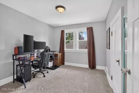 733 Loomis St, Jackson, MI 49202 photo 22