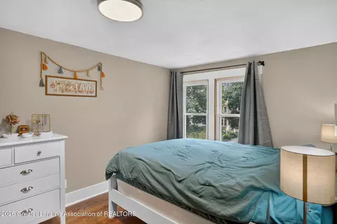 Bedroom - 908 Britten Ave, Lansing, MI 48910 photo 3 of 9