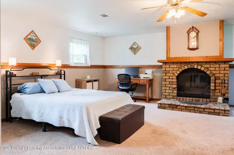 Bedroom - 900 Lucy Rd, Howell, MI 48843 photo 4 of 4