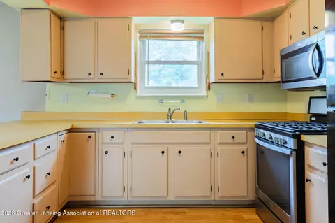 Kitchen - 900 Lucy Rd, Howell, MI 48843 photo 3 of 3