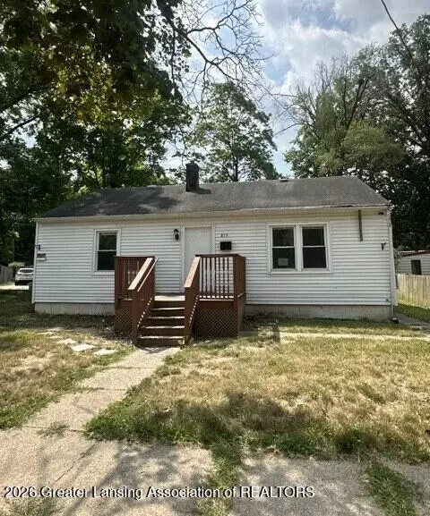 815 Woodbine Ave, Lansing, MI 48910