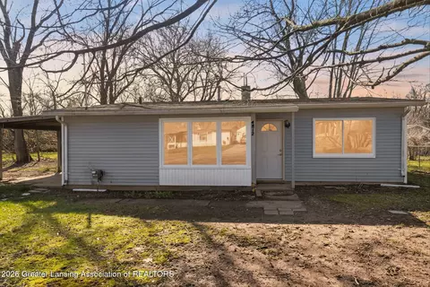 4812 Delbrook Ave, Lansing, MI 48910