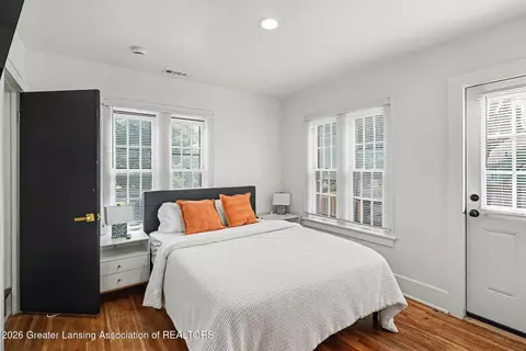 Bedroom - 405 Everett Dr, Lansing, MI 48915 photo 6 of 6