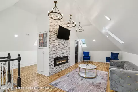 Other - 405 Everett Dr, Lansing, MI 48915 photo 8 of 9