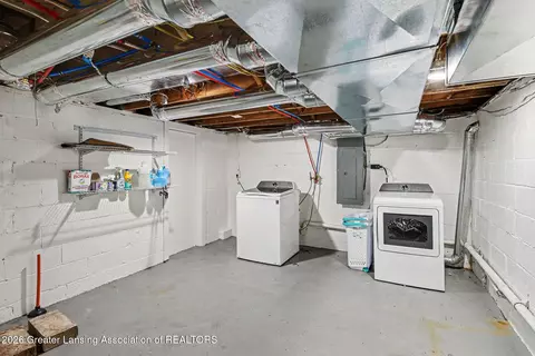Other - 405 Everett Dr, Lansing, MI 48915 photo 4 of 9