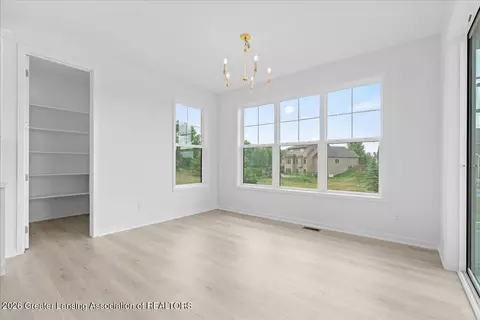 Dining - 3535 Stanwood Dr, Dewitt, MI 48820 photo 2 of 3