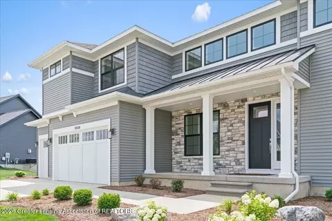 Exterior - 3535 Stanwood Dr, Dewitt, MI 48820 photo 4 of 13