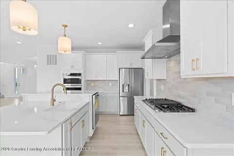 Kitchen - 3535 Stanwood Dr, Dewitt, MI 48820 photo 6 of 7