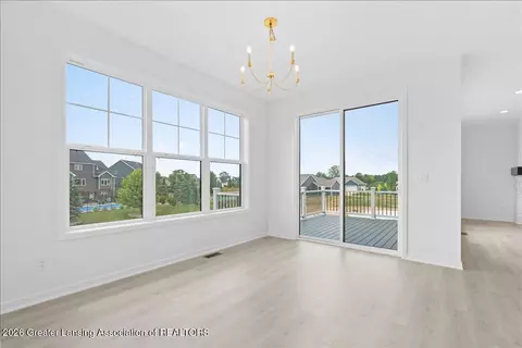 Dining - 3535 Stanwood Dr, Dewitt, MI 48820 photo 3 of 3