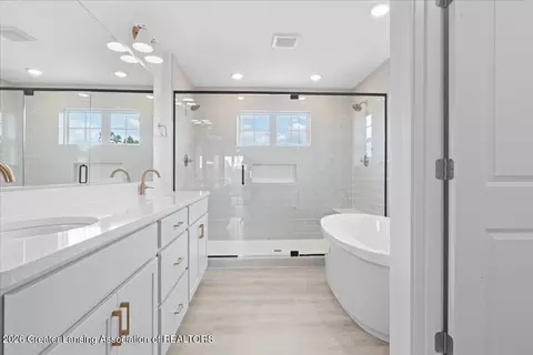 Bath - 3535 Stanwood Dr, Dewitt, MI 48820 photo 8 of 12