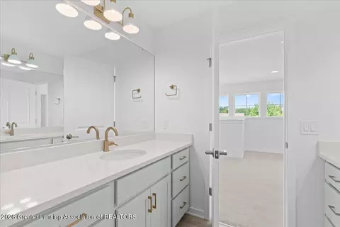Bath - 3535 Stanwood Dr, Dewitt, MI 48820 photo 3 of 12