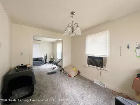 Dining - 708 Orange, Jackson, MI 49202 photo 1 of 1