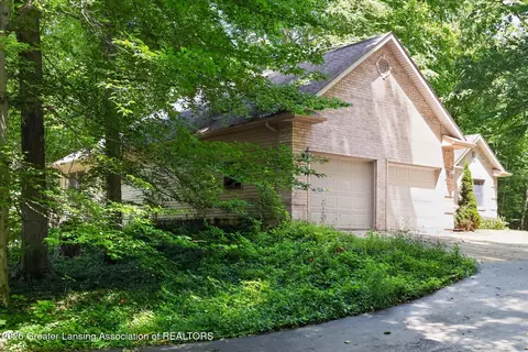 Exterior - 12674 Sunsdown Ln, Sunfield, MI 48890 photo 16 of 18