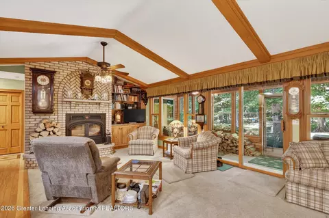 Living - 12674 Sunsdown Ln, Sunfield, MI 48890 photo 1 of 4