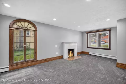 Living - 128 E Orchard St, Perry, MI 48872 photo 3 of 6