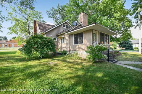 Exterior - 128 E Orchard St, Perry, MI 48872 photo 2 of 15