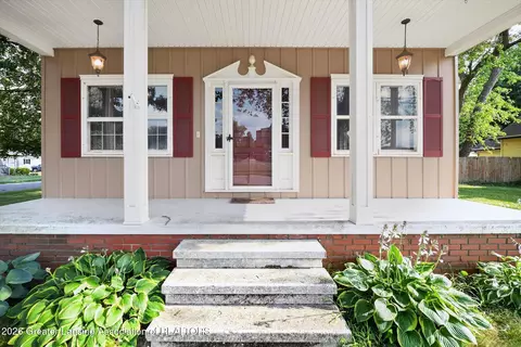 Exterior - 128 E Orchard St, Perry, MI 48872 photo 7 of 15