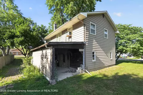 Exterior - 128 E Orchard St, Perry, MI 48872 photo 14 of 15