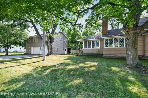 Exterior - 128 E Orchard St, Perry, MI 48872 photo 3 of 15