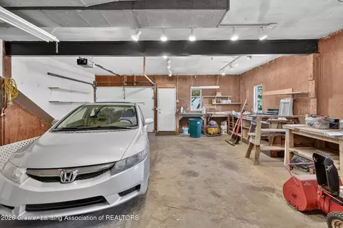 Exterior - 128 E Orchard St, Perry, MI 48872 photo 13 of 15