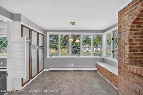 Entry Way - 128 E Orchard St, Perry, MI 48872 photo 3 of 5