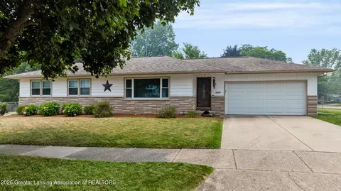 2406 Lyman Dr, Lansing, MI 48912