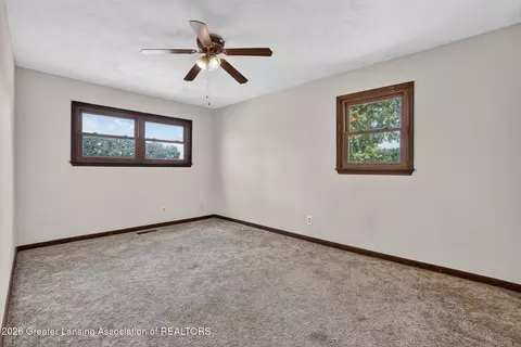 Bedroom - 4600 W Marshall Rd, Saint Johns, MI 48879 photo 9 of 11