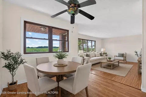 Living - 4600 W Marshall Rd, Saint Johns, MI 48879 photo 6 of 7
